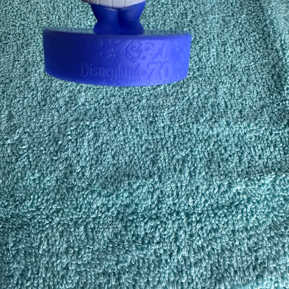 McDonald's Blue Action Figure - Picture 4 of 5